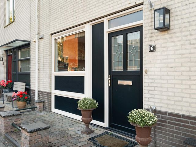 Douschans 6, Zoetermeer