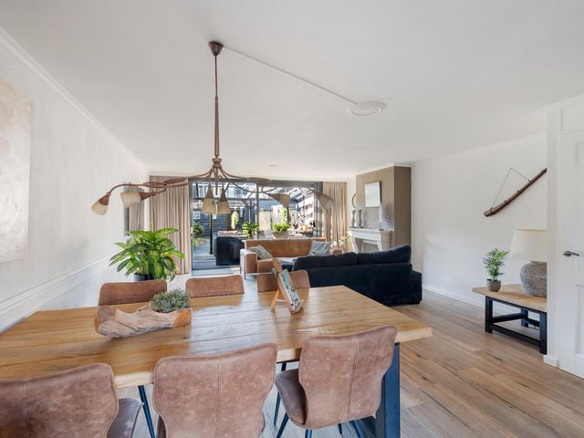 Douschans 6, Zoetermeer