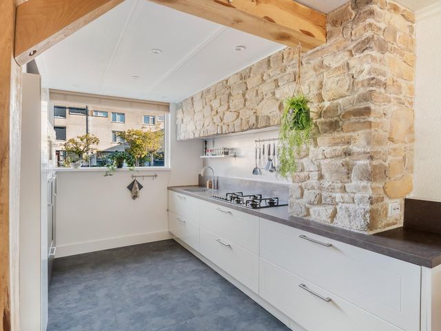 Douschans 6, Zoetermeer