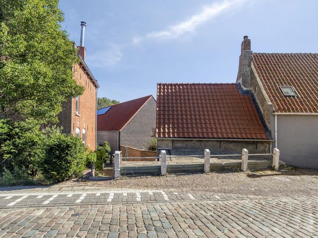 Stoofdijk 2, Stavenisse