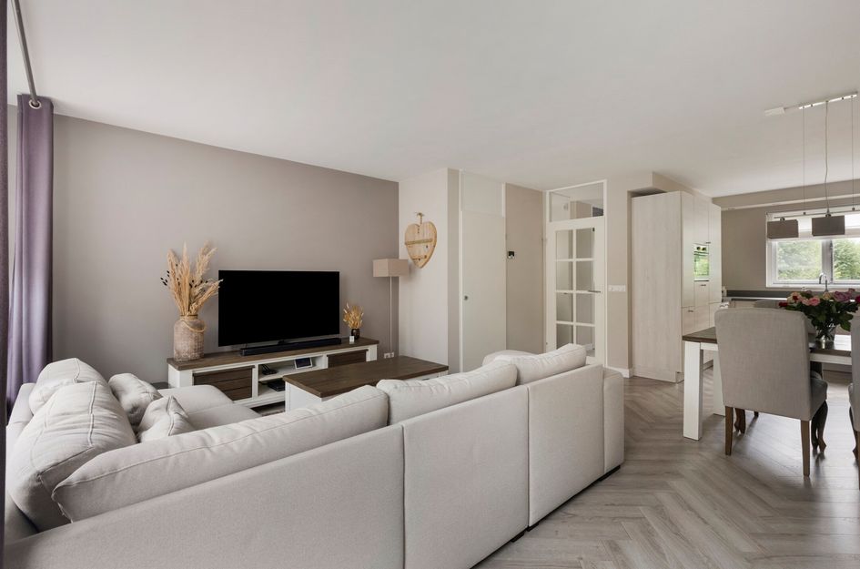 Zalmstraat 6