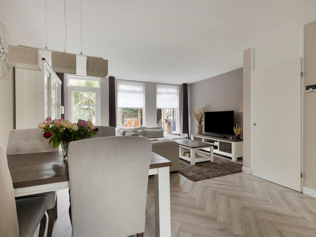 Zalmstraat 6, Woudrichem