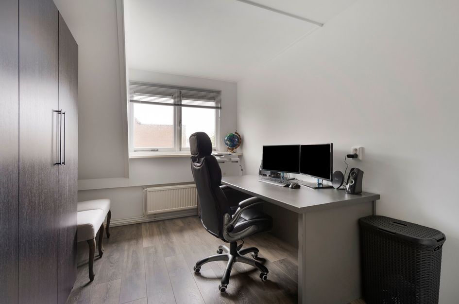 Zalmstraat 6