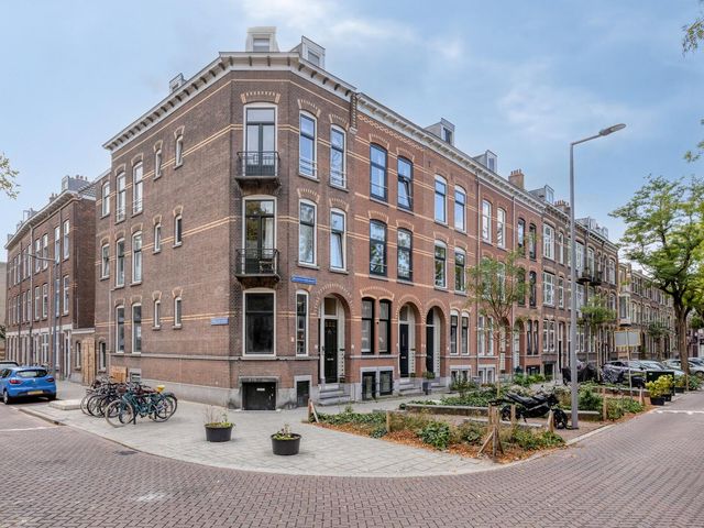 Blommersdijkselaan 4A, Rotterdam