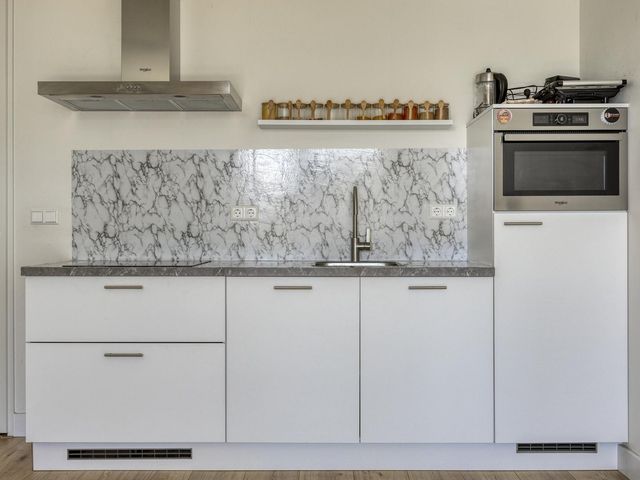 Waldorpstraat 1606, 'S-Gravenhage