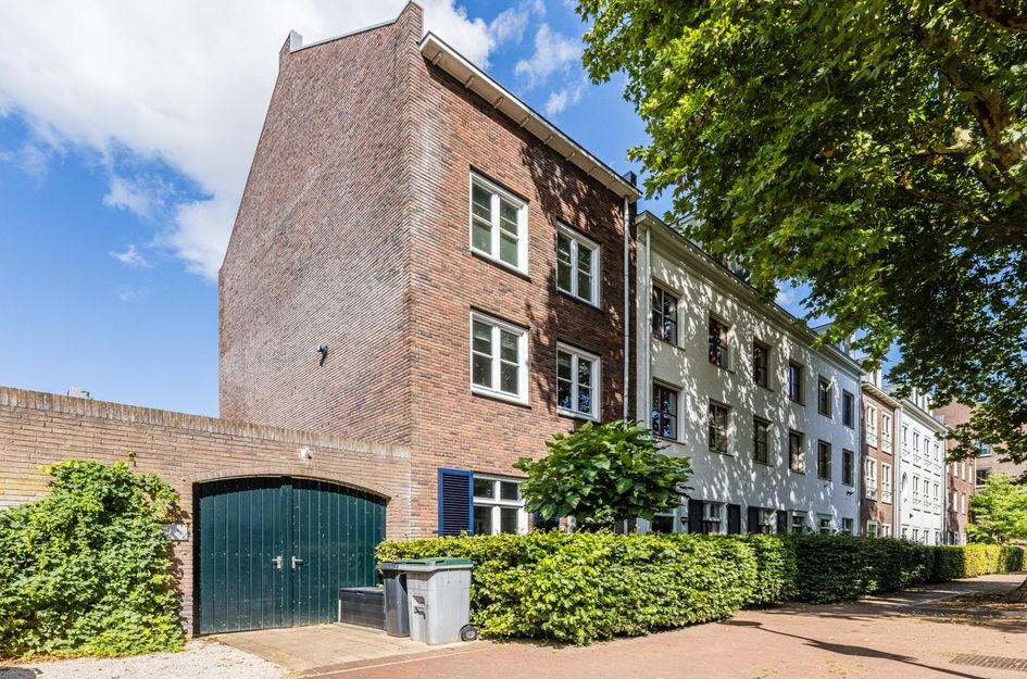 De Beeringen 1