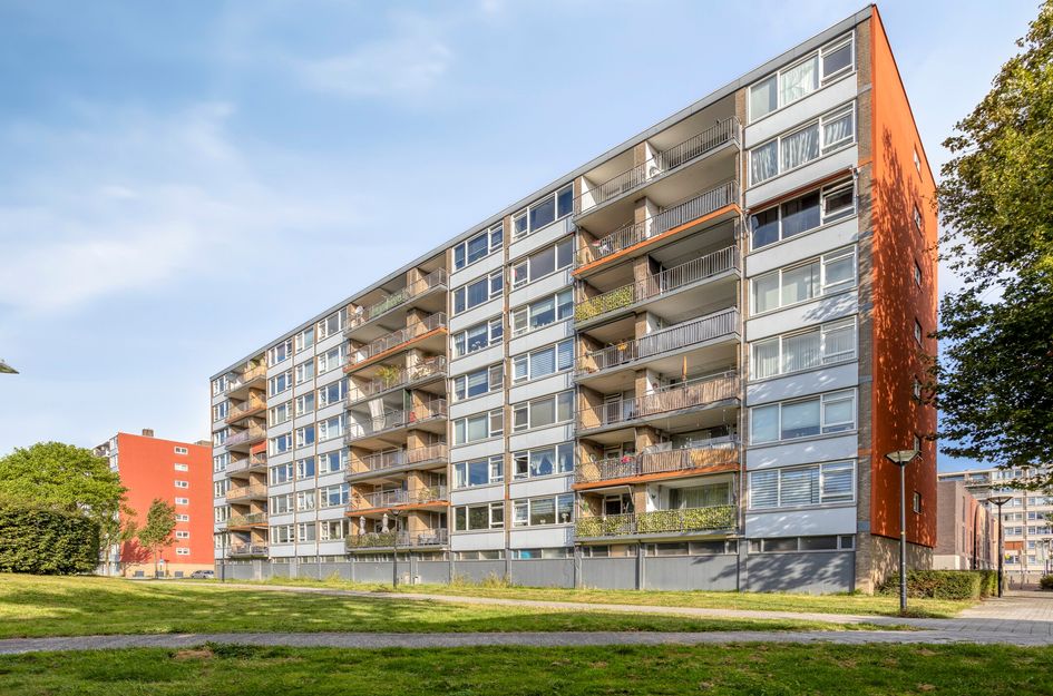 Dirk Schäferplein 142