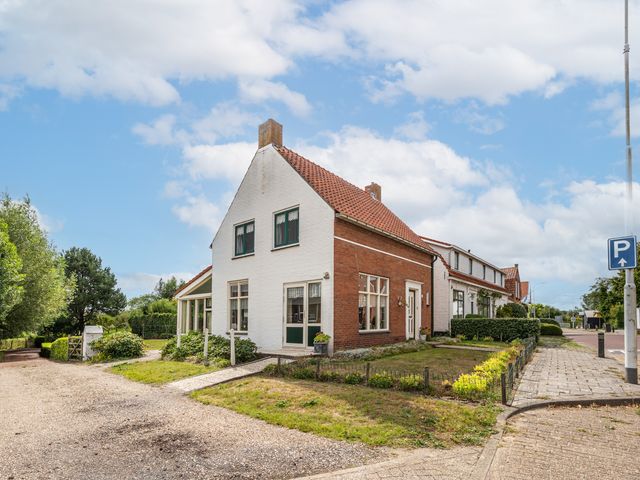 Zwinstraat 11, Retranchement