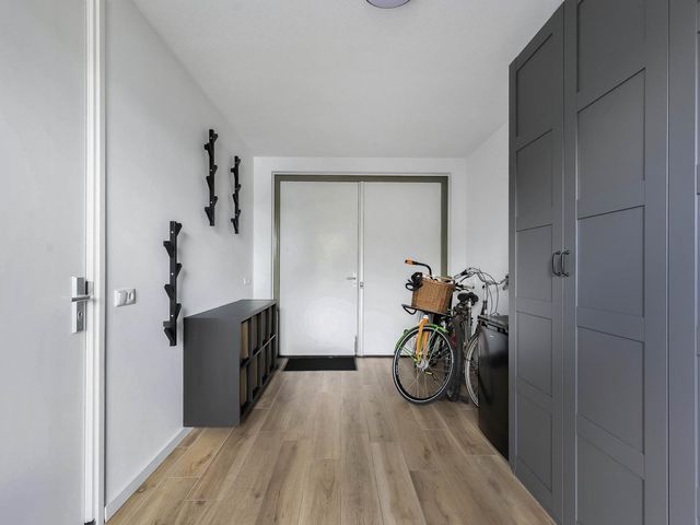 Botter 16, Heerenveen