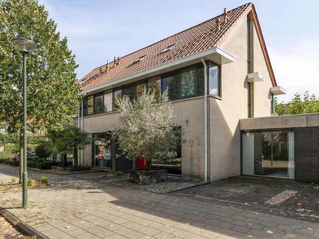 Brabantlaan 27, Riel