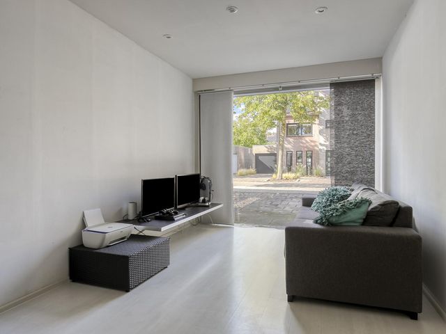 Brabantlaan 27, Riel