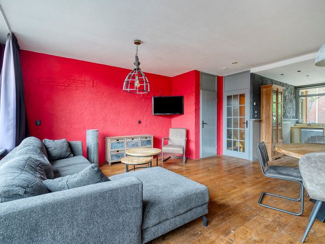 Doorzwin 3213, Julianadorp