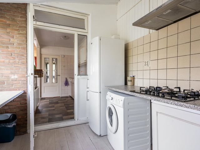 Van Steenstraat 31, Wieringerwerf