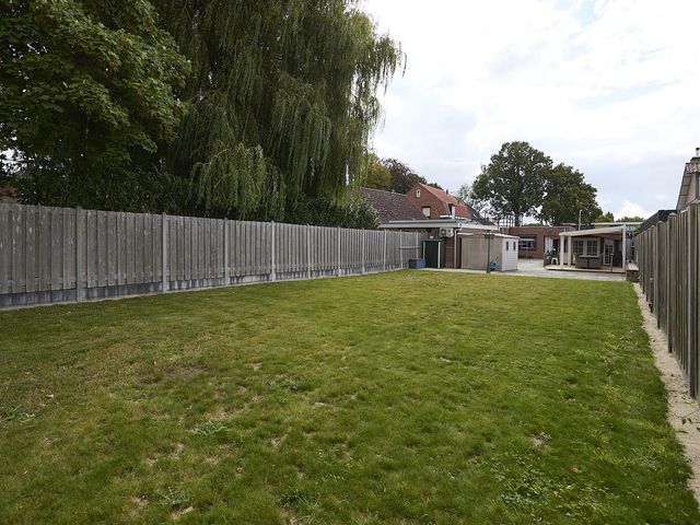 Molendreef 2, Hoek