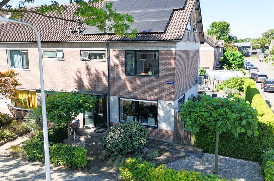 Burgwal 32