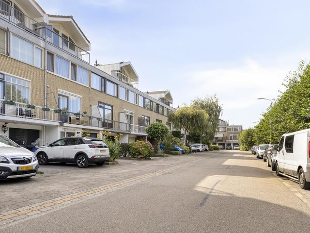 Fivelingo 225, Zoetermeer