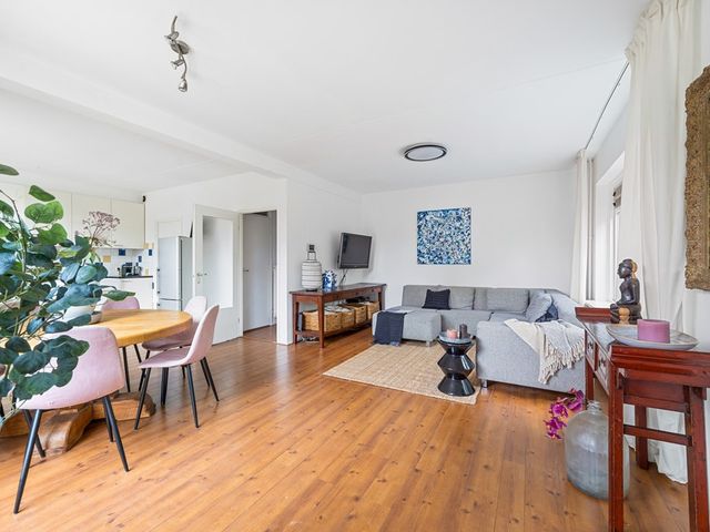 Rozentuin 252, Voorburg