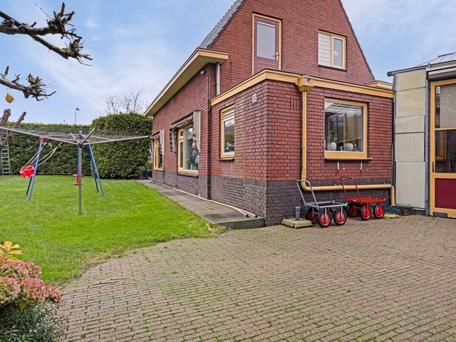 Oudecampsweg 23, De Lier