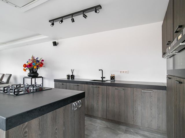 Steekkant 167, Barendrecht