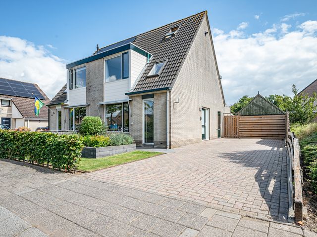 Schoolstraat 43, Luttelgeest