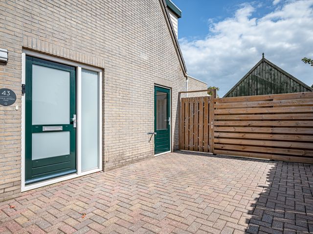 Schoolstraat 43, Luttelgeest