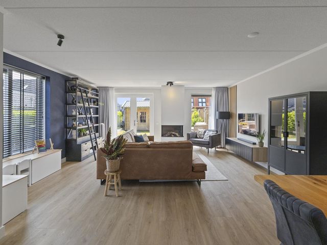 Prins Constantijnstraat 18, Julianadorp