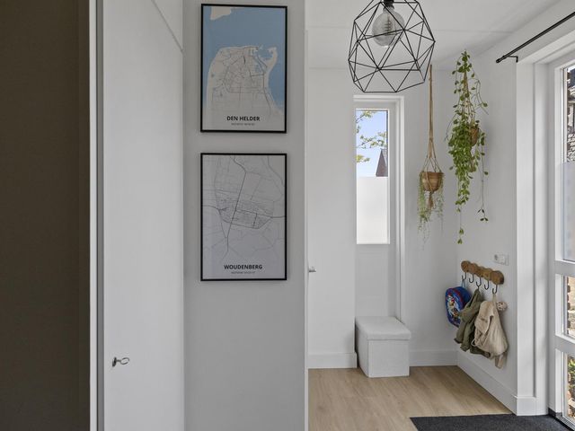 Prins Constantijnstraat 18, Julianadorp