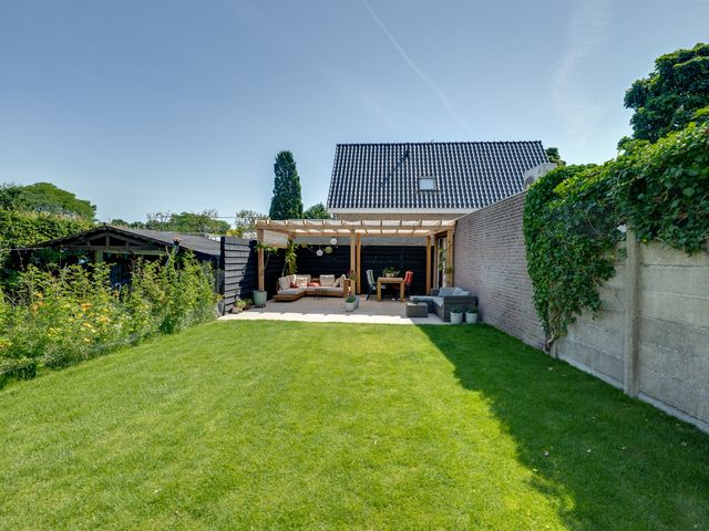 Hoofdstraat 76, Rijen