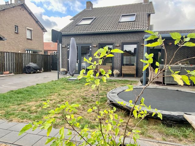 Visserstraat 46, Linne