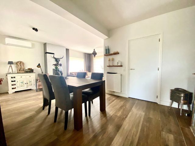Visserstraat 46, Linne
