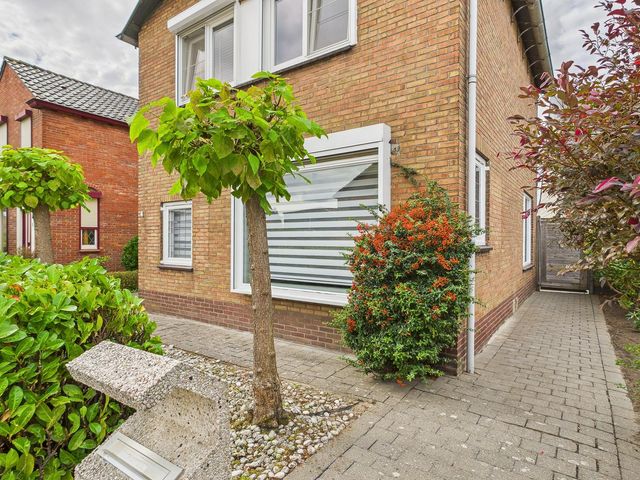 's-Gravenstraat 4, Clinge