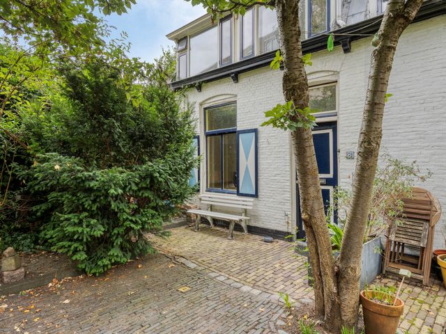 Brandewijnsgracht 8, Leiden