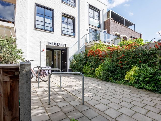 Bram van Veldestraat 46, Zoeterwoude