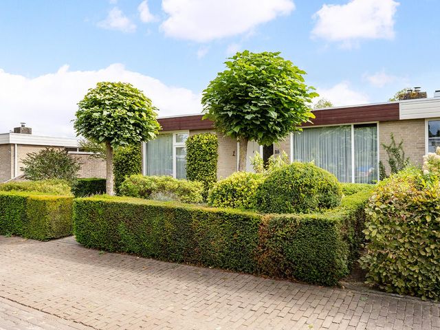 Willem-Alexanderpark 25, Best