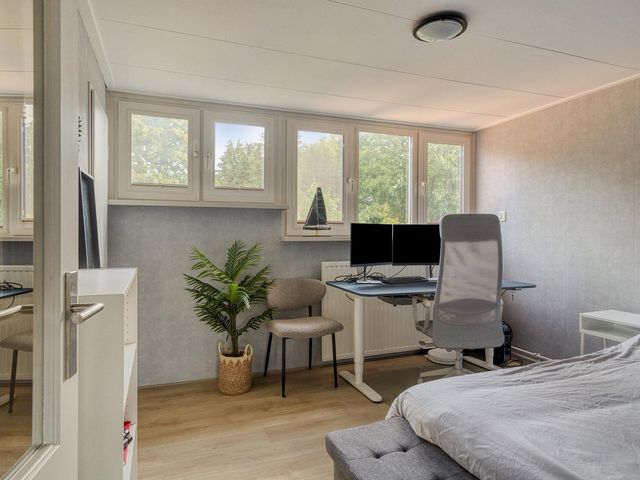 Bergkristaldijk 49, Roosendaal