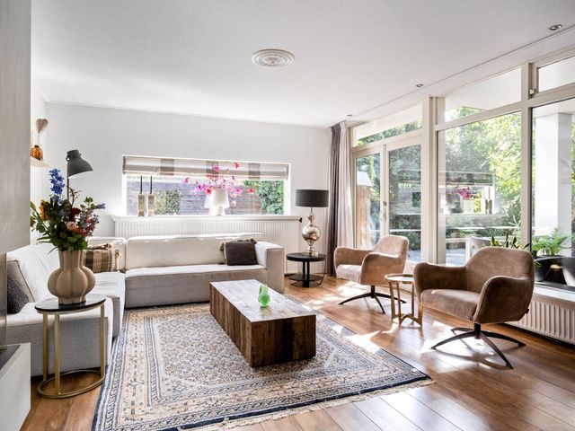Joost Van Den Vondelstraat 1, Kesteren