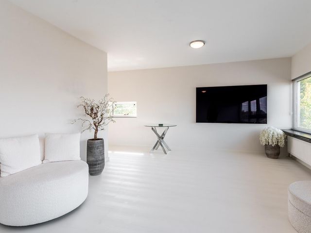 Peter Sellershof 186, Almere