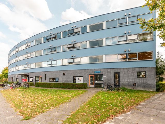 Peter Sellershof 186, Almere