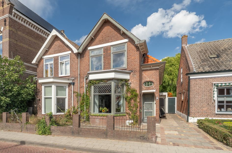 Damstraat 15