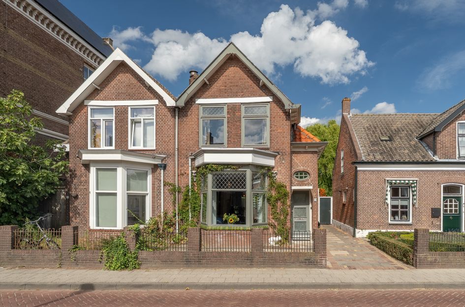 Damstraat 15