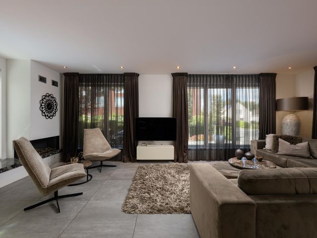 Grindweg 14, Rotterdam