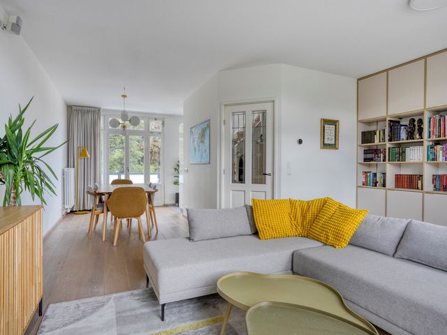 Mr. Troelstralaan 24, Amstelveen