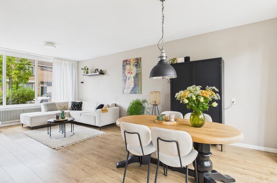 Dolfijnstraat 57