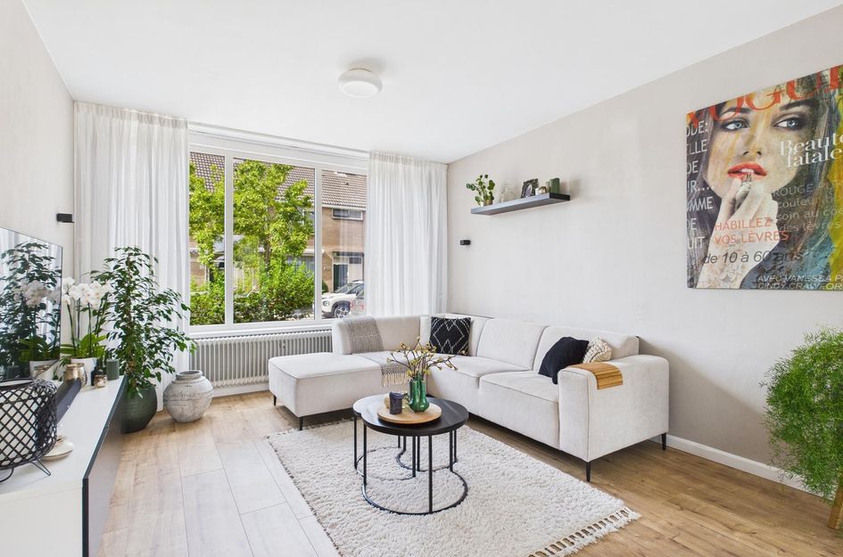Dolfijnstraat 57
