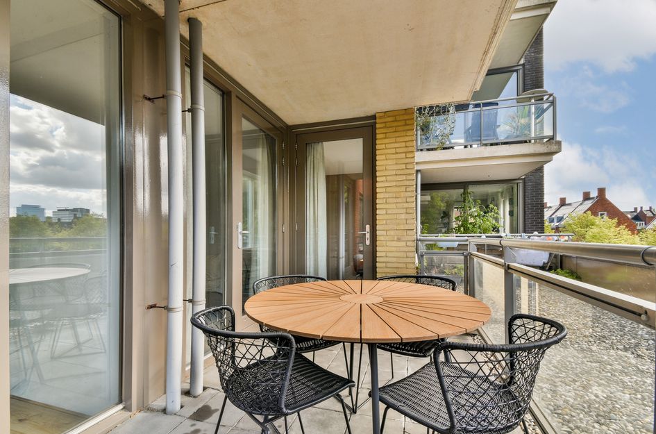 Van Embdenstraat 12