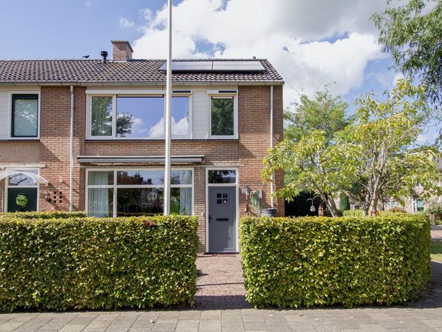 Zuiderzeelaan 23, Bunschoten-Spakenburg