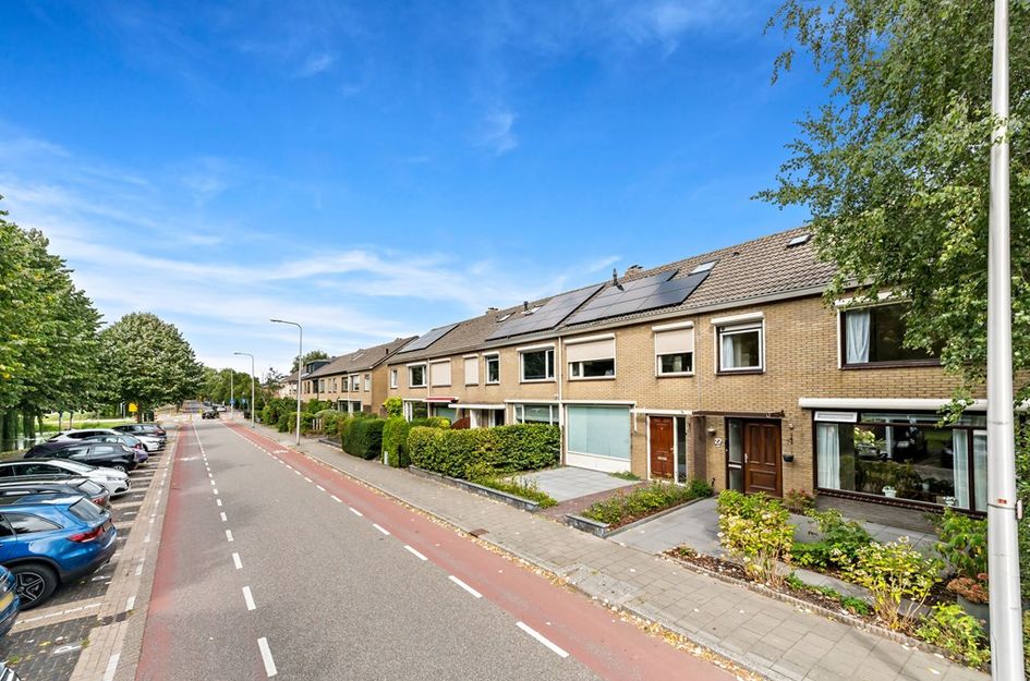 Hofsingel 27