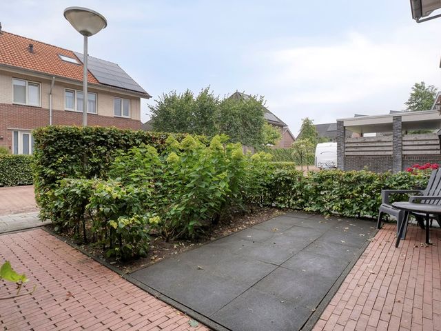 Van Oijstraat 26, Hardenberg