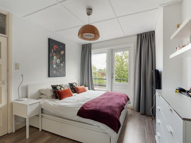 Honingerdijk 17A 02, Rotterdam