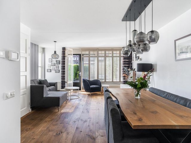 Den Otterleede 22, Barendrecht